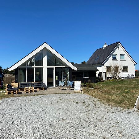 Viking Surf House Apartment Klitmøller Екстериор снимка